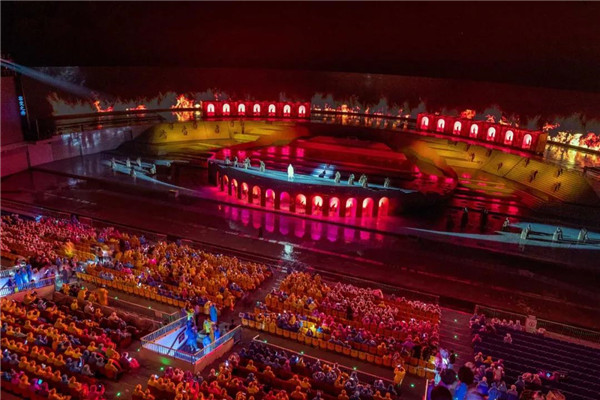 月光所照，皆為家國(guó)——景德鎮(zhèn)大型實(shí)景演出《china》國(guó)慶假期受到觀眾熱捧