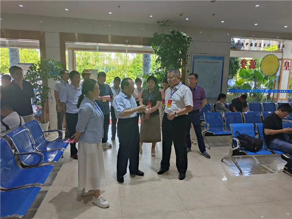 市政協(xié)開展“加快旅游集散體系建設，助力夜經(jīng)濟高質(zhì)量發(fā)展”專題調(diào)研