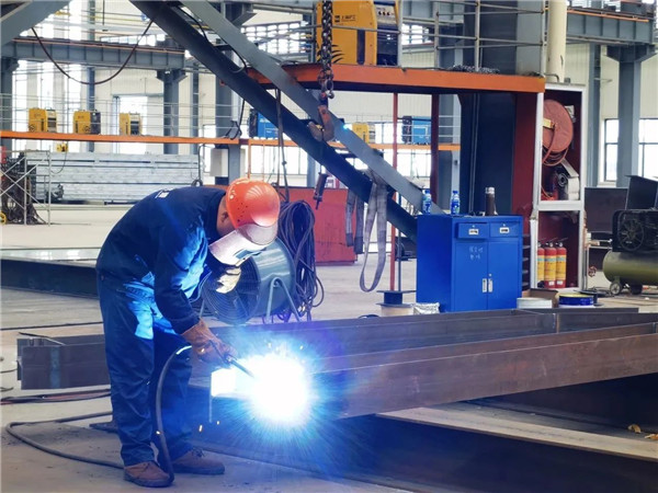 鋼鐵構筑瓷都綠色未來